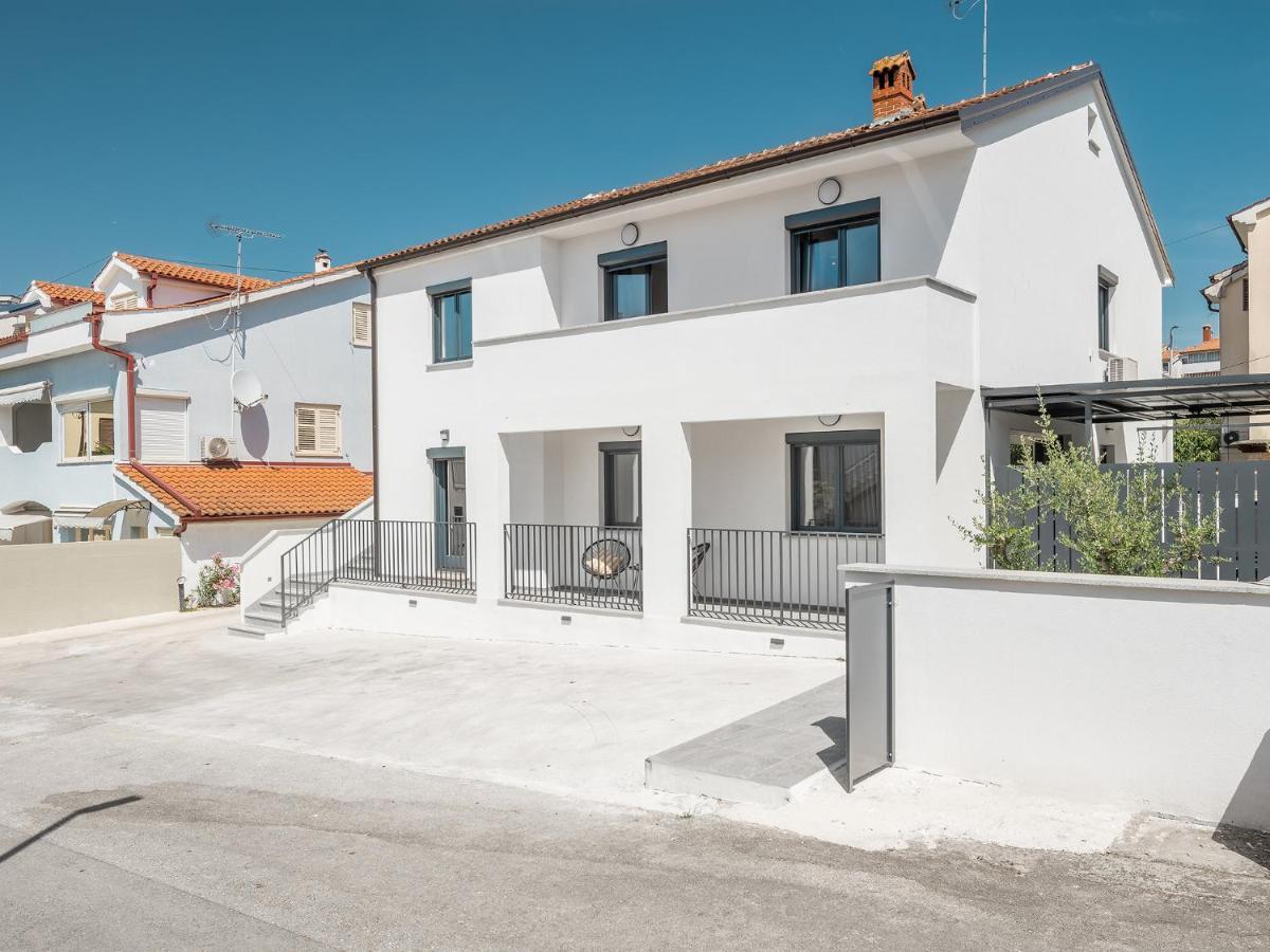 New 2021! Stella Poreč Buitenkant foto