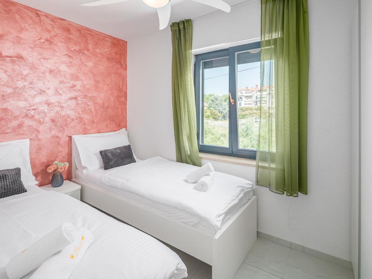 New 2021! Stella Poreč Buitenkant foto